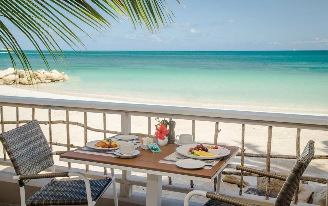 Siboney Beach Club St. John's Eksteriør billede